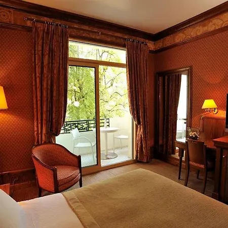 Le Grand - Domaine De 4*
