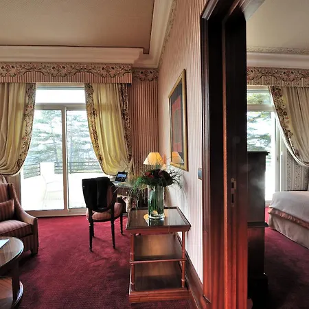 Hotel Le Grand - Domaine De 4*