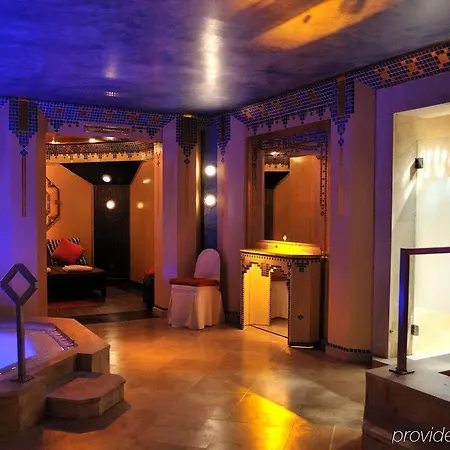 Le Grand - Domaine De 4*